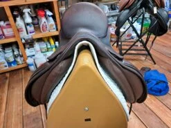 Ryder Profile Dressage Saddle 17" Brown -Riding Apparel Store ATT00001 16
