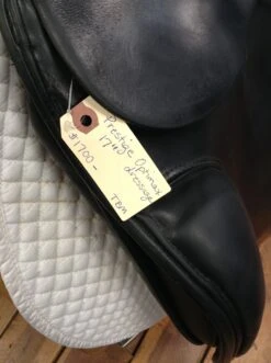 Prestige Dressage Saddle - 17" 17 Prestige Dressage Saddle - 17" -Riding Apparel Store IMG 3962