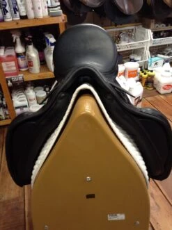 Prestige Dressage Saddle - 17" 13 Prestige Dressage Saddle - 17" -Riding Apparel Store IMG 3968