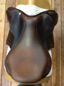 Antares Evolution Wide Tree Jump Saddle - 17" -Riding Apparel Store IMG 4136