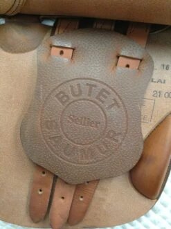 Butet Saumur Close Contact Jump Saddle - 17.5" -Riding Apparel Store IMG 4411