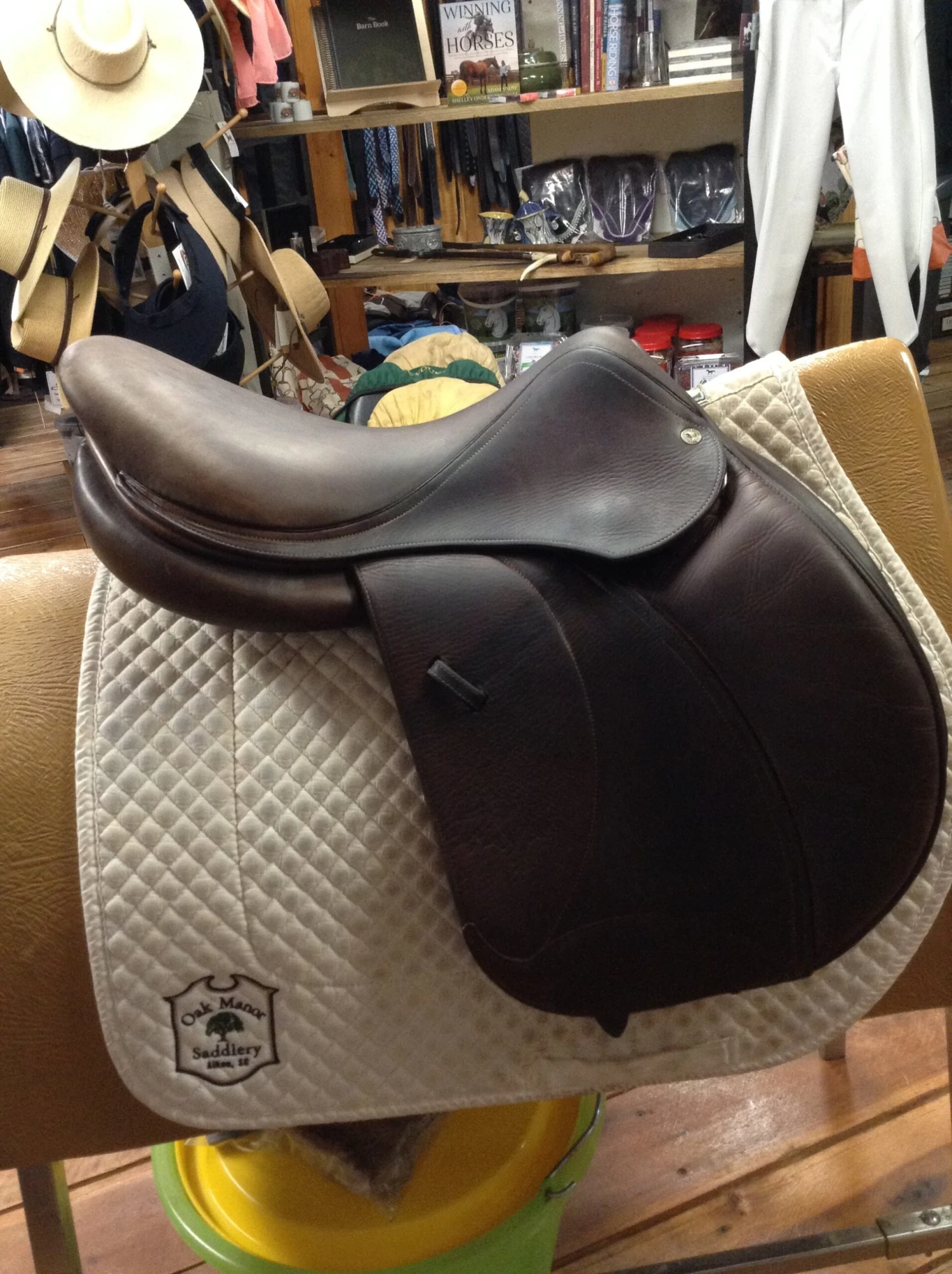 SOLD - Voltaire Palm Beach Jump Saddle 2017 - 17" 7 SOLD - Voltaire Palm Beach Jump Saddle 2017 - 17" - Image 5
