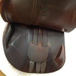 SOLD - 2002 Antares Jump Saddle 17" -Riding Apparel Store IMG 4671