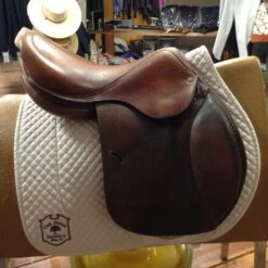 SOLD - 2002 Antares Jump Saddle 17" -Riding Apparel Store IMG 4674