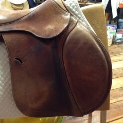 SOLD - 2010 Antares Jump Saddle - 19" -Riding Apparel Store IMG 4778
