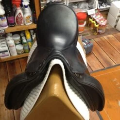 Prestige Dressage Saddle - 18" -Riding Apparel Store IMG 4788