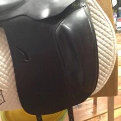 Prestige Dressage Saddle - 18" -Riding Apparel Store IMG 4793