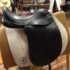 M Toulouse Diana Dressage - 17" -Riding Apparel Store IMG 4842