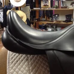 M Toulouse Diana Dressage - 17" -Riding Apparel Store IMG 4844