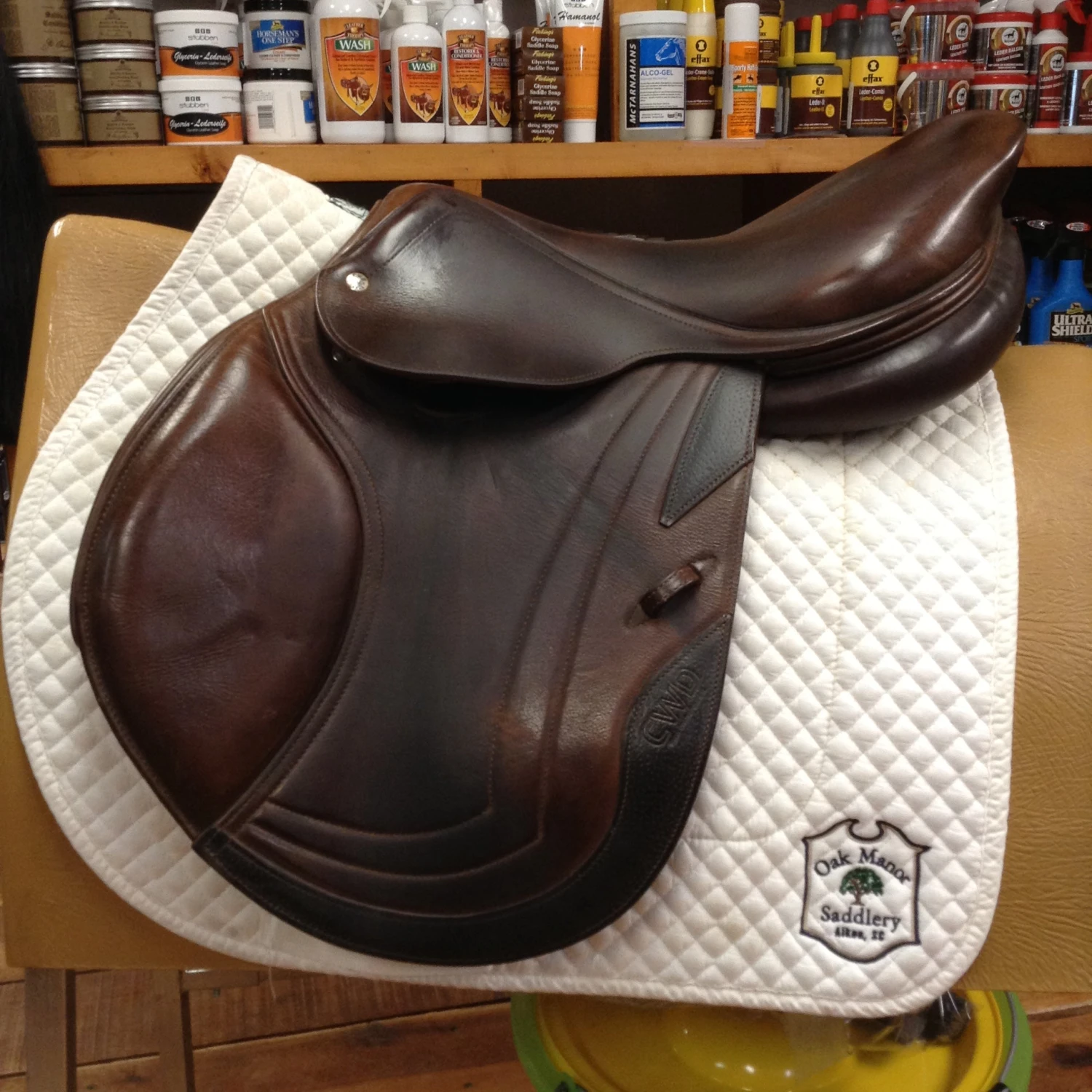 2013 CWD Close Contact Jump Saddle -17" 3 2013 CWD Close Contact Jump Saddle -17"