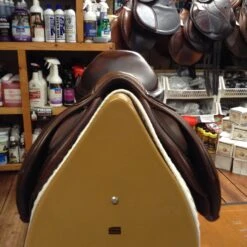 2013 CWD Close Contact Jump Saddle -17" 22 2013 CWD Close Contact Jump Saddle -17" -Riding Apparel Store IMG 4862