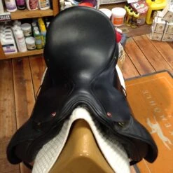 Albion SLK Dressage Saddle - 17.5" 26 Albion SLK Dressage Saddle - 17.5" -Riding Apparel Store IMG 4893