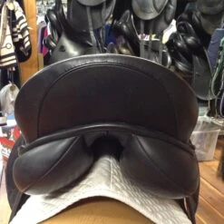 George Gullikson Dressage Saddle - 17.5" -Riding Apparel Store IMG 5002