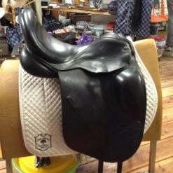 Cardanel Dressage Saddle - 17.5" -Riding Apparel Store IMG 5046