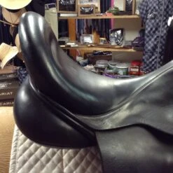 Cardanel Dressage Saddle - 17.5" -Riding Apparel Store IMG 5048