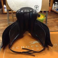 Cardanel Dressage Saddle - 17.5" -Riding Apparel Store IMG 5052
