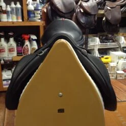 Equipe EK-GO Jump Saddle - 17.5" 24 Equipe EK-GO Jump Saddle - 17.5" -Riding Apparel Store IMG 5060