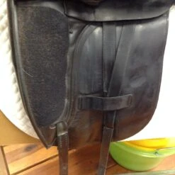 Albion Platinum Ultima Dressage Saddle - 17.5" -Riding Apparel Store IMG 5075