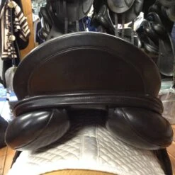 Albion Platinum Ultima Dressage Saddle - 17.5" -Riding Apparel Store IMG 5084