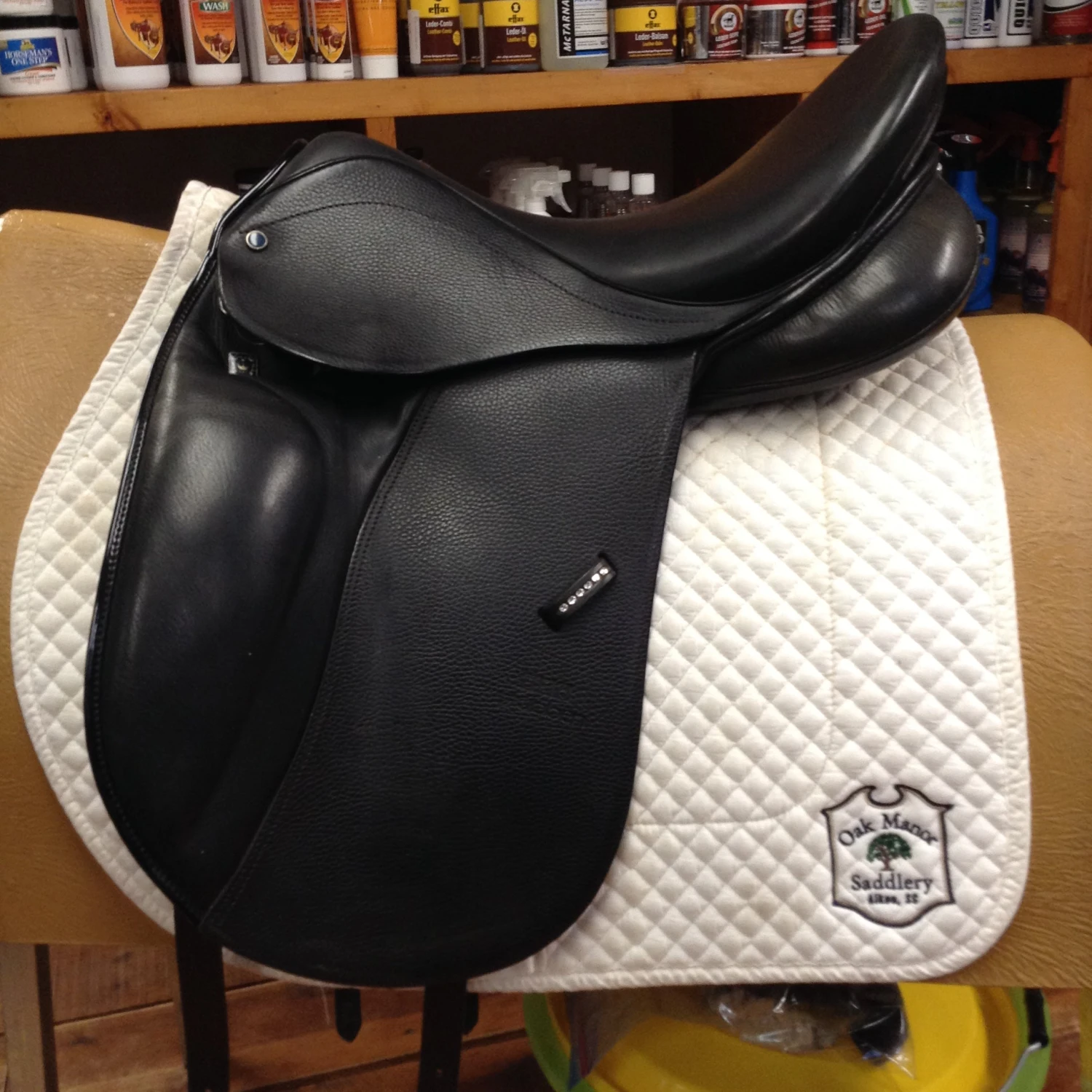 Stubben D Euphoria Dressage Saddle - 17" 3 Stubben D Euphoria Dressage Saddle - 17"
