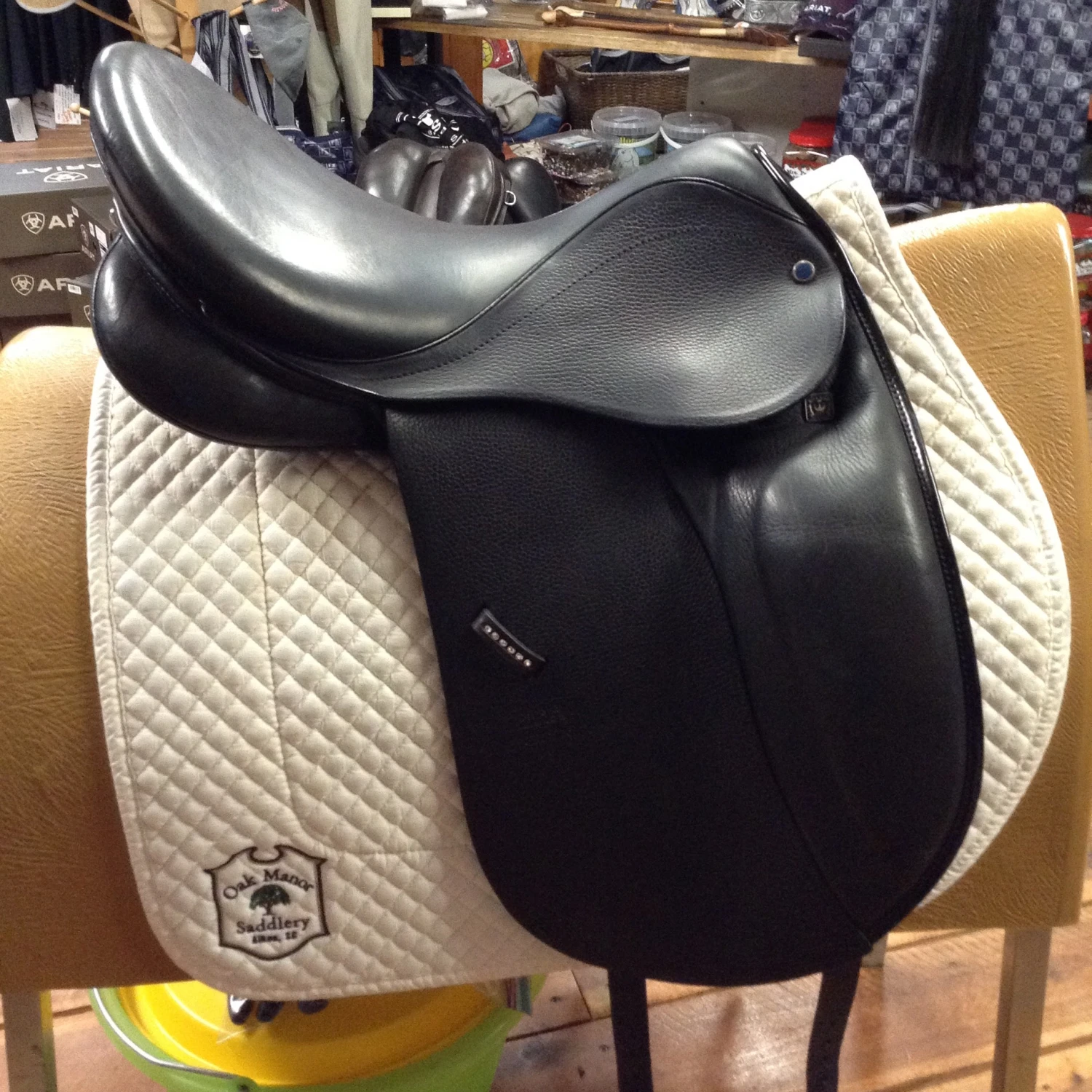 Stubben D Euphoria Dressage Saddle - 17" 10 Stubben D Euphoria Dressage Saddle - 17" - Image 8
