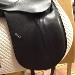 Stubben D Euphoria Dressage Saddle - 17" 27 Stubben D Euphoria Dressage Saddle - 17" -Riding Apparel Store IMG 5097