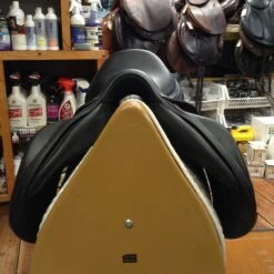 2012 Devoucoux Chiberta Monoflap - 18" 23 2012 Devoucoux Chiberta Monoflap - 18" -Riding Apparel Store IMG 5126