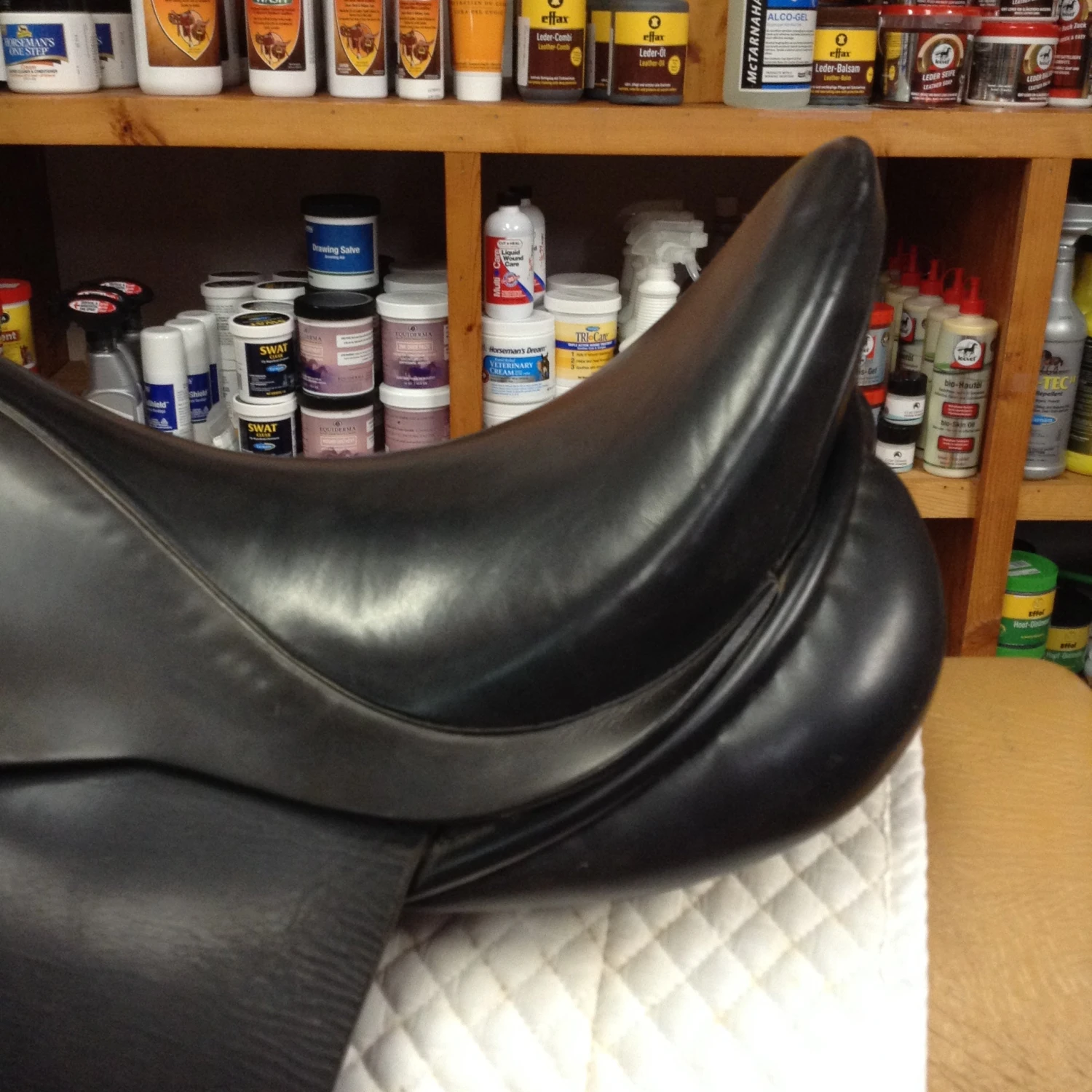 Cliff Barnsby Dressage Saddle Anky Bonfire - 17.5" 5 Cliff Barnsby Dressage Saddle Anky Bonfire - 17.5" - Image 3