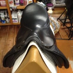 Cliff Barnsby Dressage Saddle Anky Bonfire - 17.5" 23 Cliff Barnsby Dressage Saddle Anky Bonfire - 17.5" -Riding Apparel Store IMG 5175