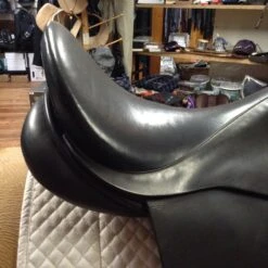 Cliff Barnsby Dressage Saddle Anky Bonfire - 17.5" 27 Cliff Barnsby Dressage Saddle Anky Bonfire - 17.5" -Riding Apparel Store IMG 5179