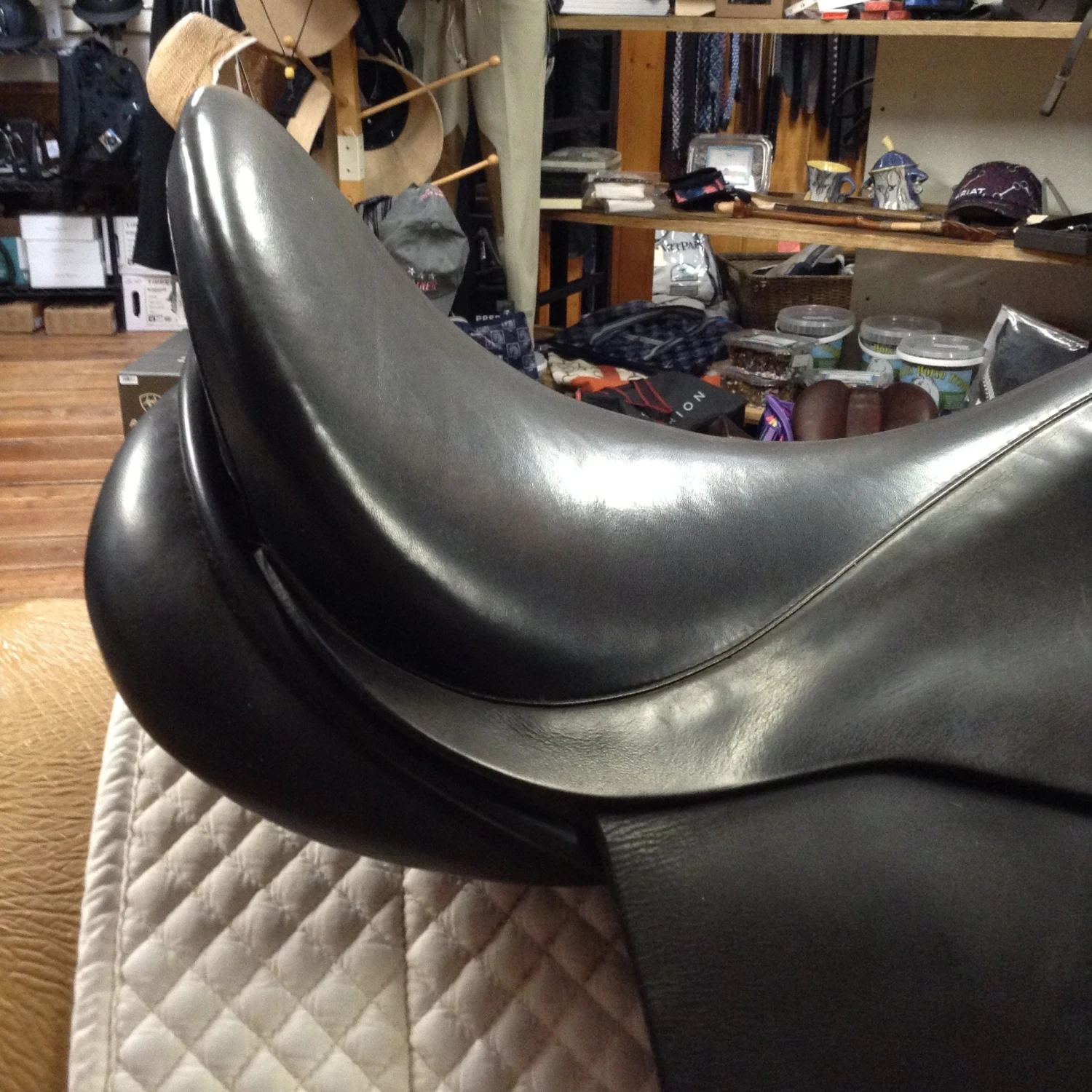 Cliff Barnsby Dressage Saddle Anky Bonfire - 17.5" 13 Cliff Barnsby Dressage Saddle Anky Bonfire - 17.5" - Image 11