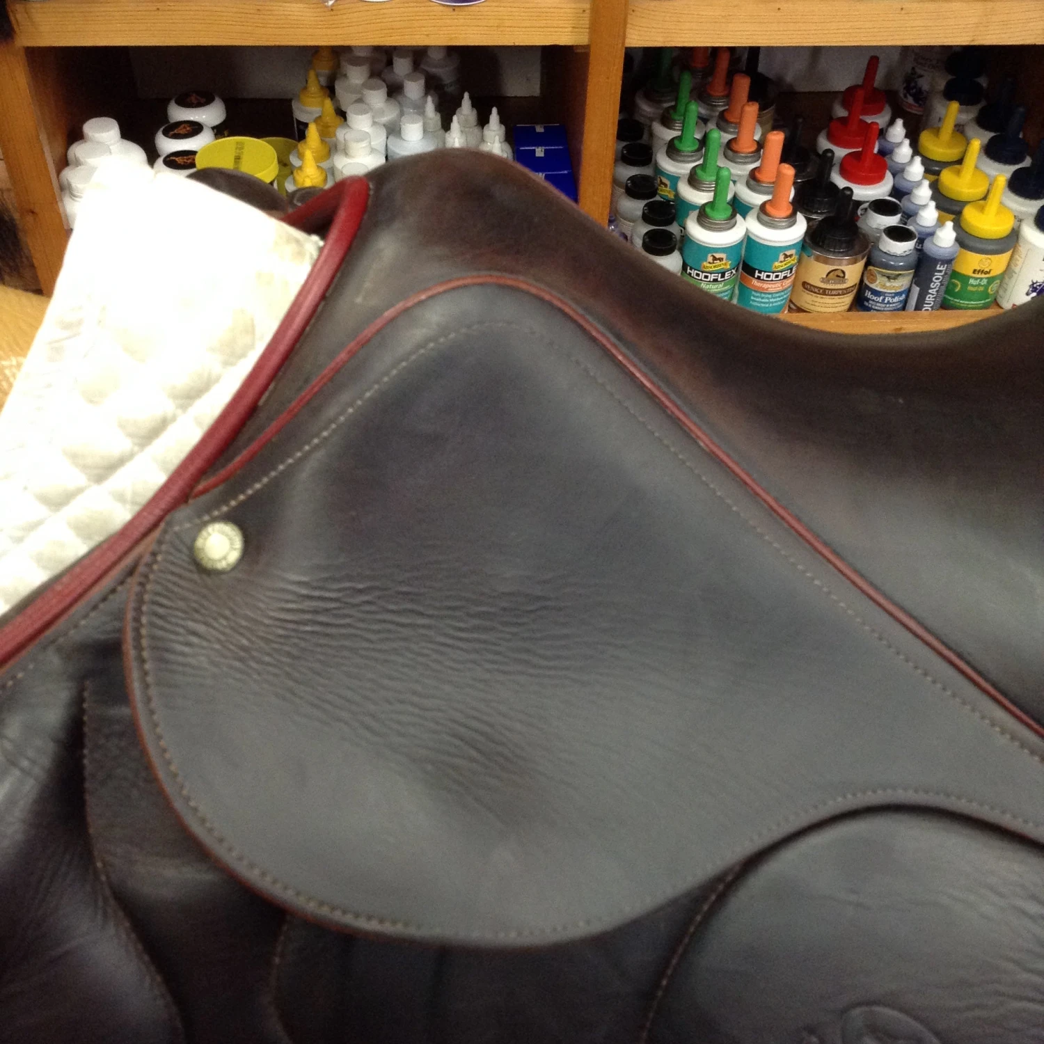 2013 Devoucoux Chiberta Monoflap Jump Saddle- 17.5" 4 2013 Devoucoux Chiberta Monoflap Jump Saddle- 17.5" - Image 2