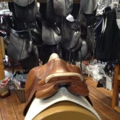 Prestige Nona Garson Close Contact Jump Saddle - 17" -Riding Apparel Store PrestigeNonaGarson 4