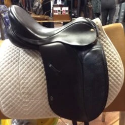 Ideal Dressage Saddle - 17" -Riding Apparel Store image 58d7fa1a 0e91 4f9c b5fd 9fa90c3362e8
